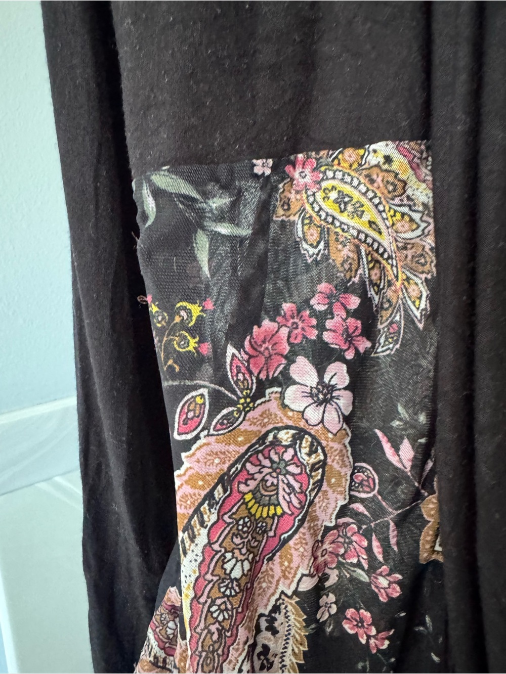 Kensie Black Open-Front Cardigan with Paisley Panels US Small - Picture 4 of 5